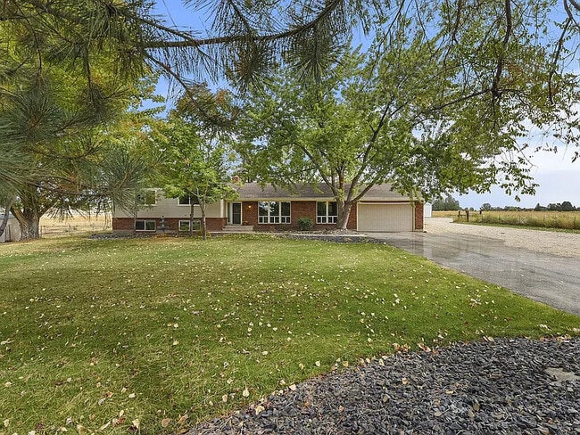 Photo - 2700 N Brandon Rd House