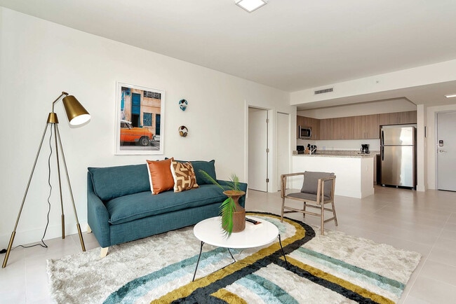 Building Photo - 1710 SW 27th Ave Rental
