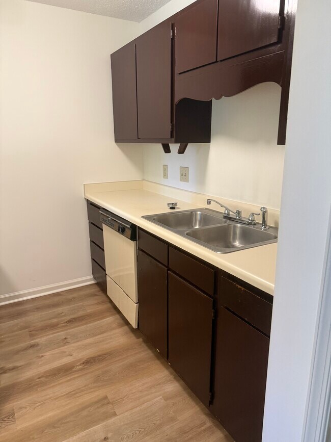 500 Mystic Dr Unit C Unit C