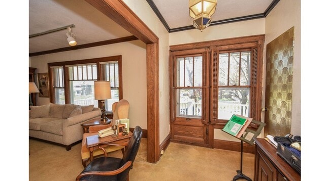 Photo - 2975 N Downer Ave Unit 2975