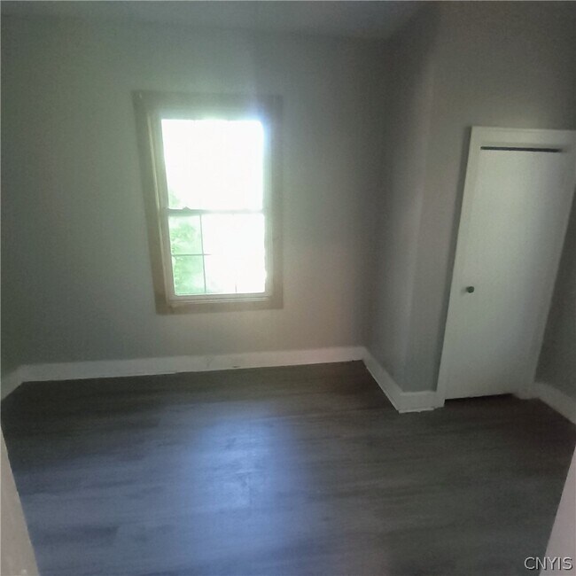 Photo - 610 Park St