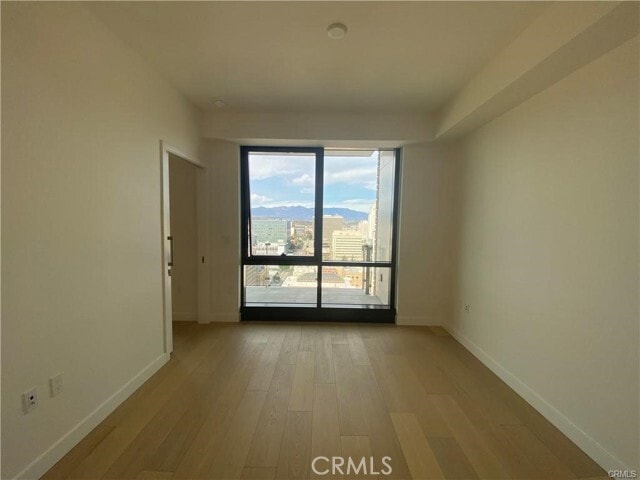 Photo - 400 S Broadway Unidad 2504