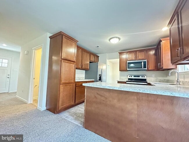 Photo - 377 Minck Ave