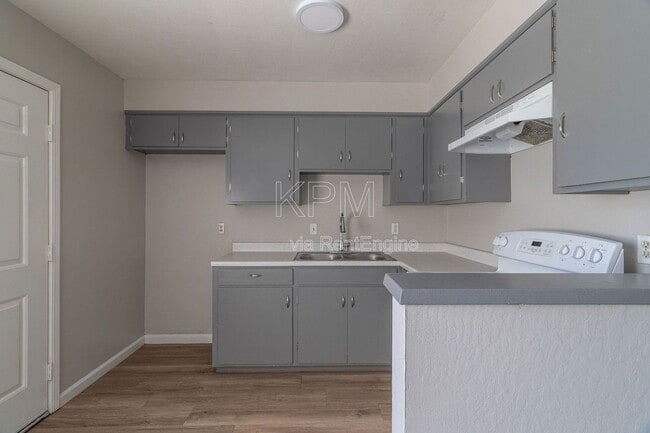 Photo - 10400 Lower Sacramento Rd Unit E