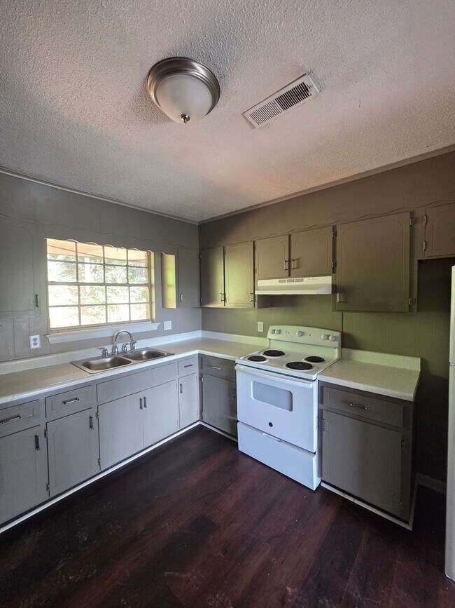 Building Photo - 65 Manatee Ln Unit 1