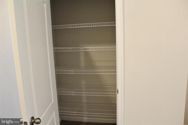 Photo - 6050 Krantz Dr