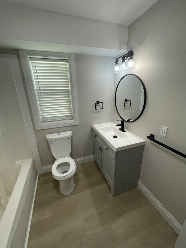 Photo - Quaint and Cozy One Bedroom Apartment Unit 2