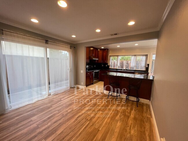 Photo - Nicely Update Home Now Available in the Crossings