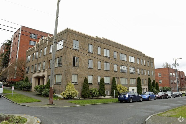 Hillcrest Apartments
