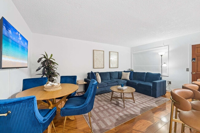 Photo - 7904 West Dr Unidad SI FL5-ID1604564P