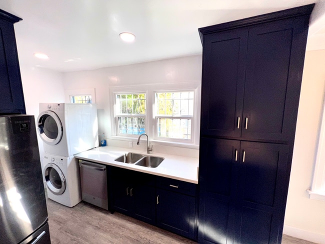 Photo - 855 W 43rd Pl