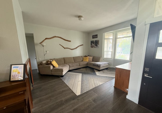 Photo - CHARMING & STRESS-FREE LIVING IN NORTHWEST MERIDIAN