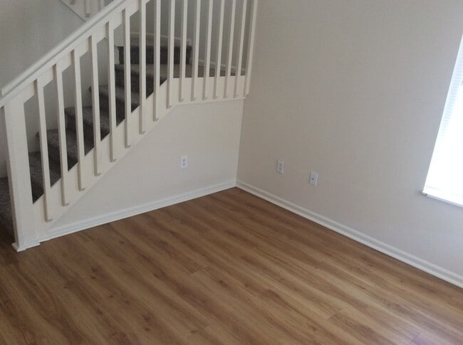 Photo - 3 BEDROOM, 2 BATHROOM TOWNHOME WITH A 1 CAR ATTACHED GARAGE