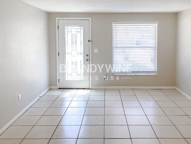 Photo - 3613 Wisperbreath Ln