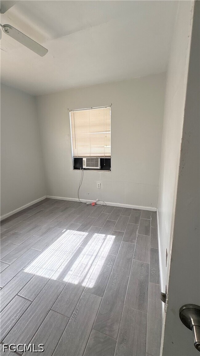 322 Louise Ave