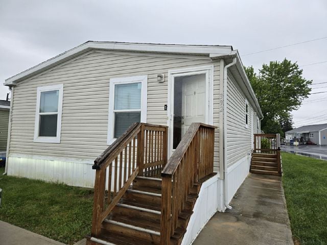Building Photo - 1092 Cedar St