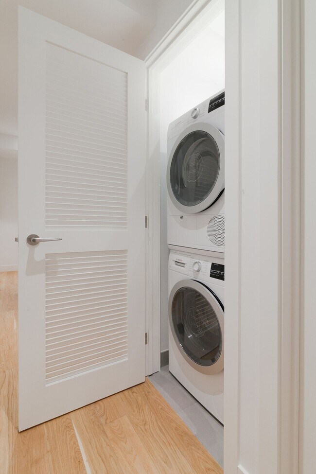 Photo - 5530 Chem. de la Côte St Luc Unité 10