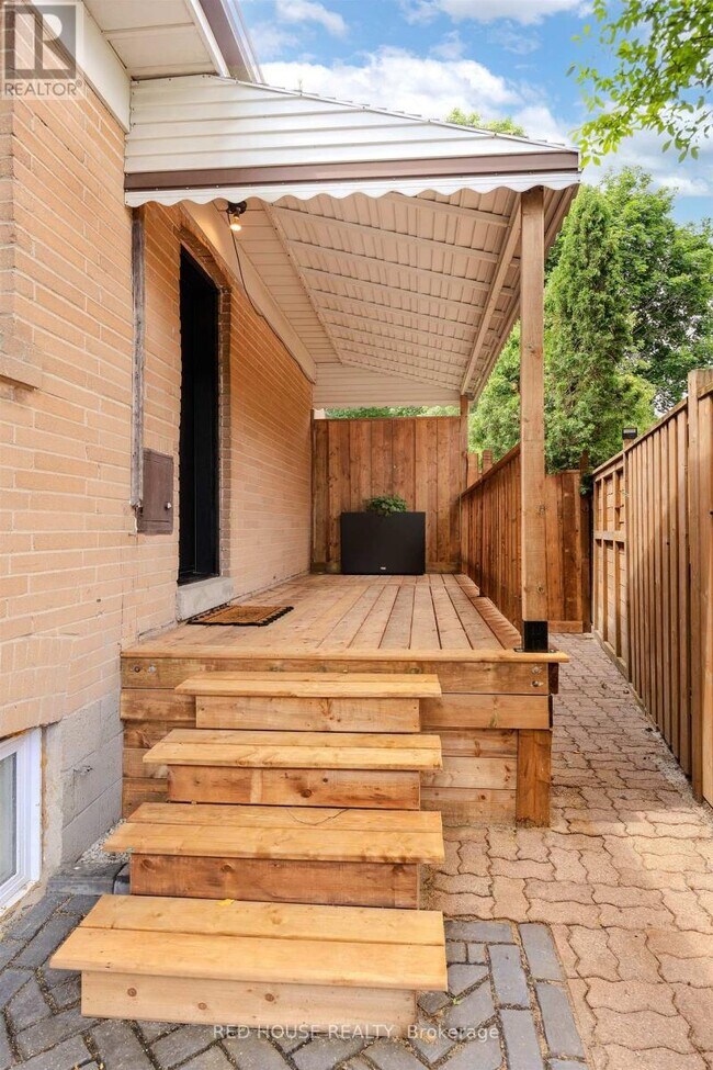 Photo - 70 Beaverbrook Ave