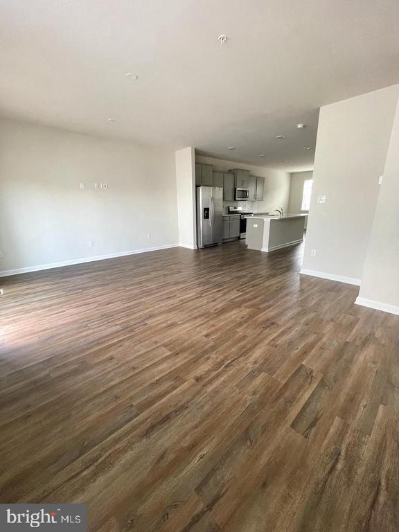 Photo - 7066 Delegate Pl