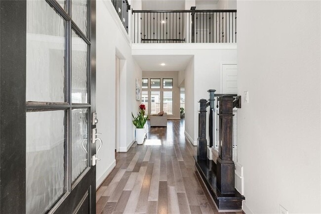 Photo - 28926 Creekside Bend Dr