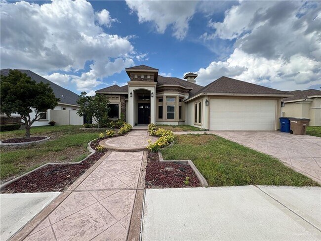 Photo - 30 McLeod Ave