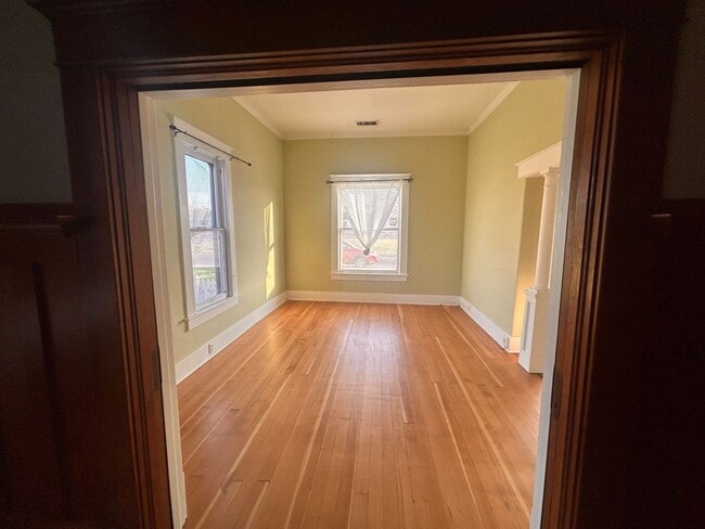 Photo - 318 F St