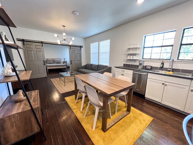 Photo - 1820 McCullough Ave Unit 202