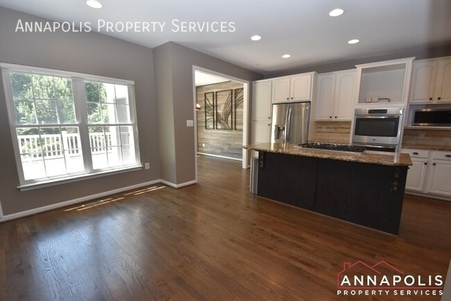 Photo - 2398 Jostaberry Way