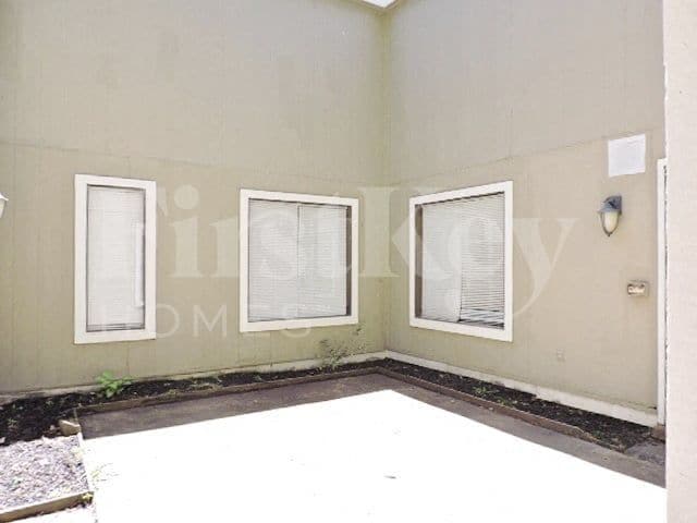 Photo - 4571 Blue Willow Rd