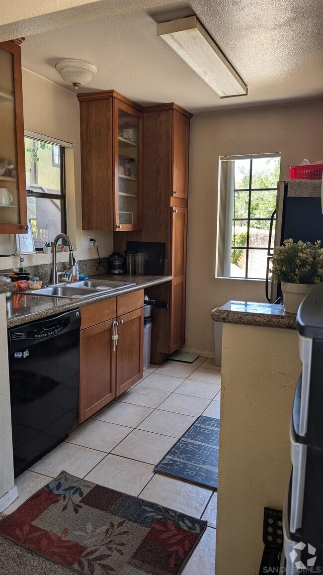 Building Photo - 10623 Dabney Dr Unit 39 Rental