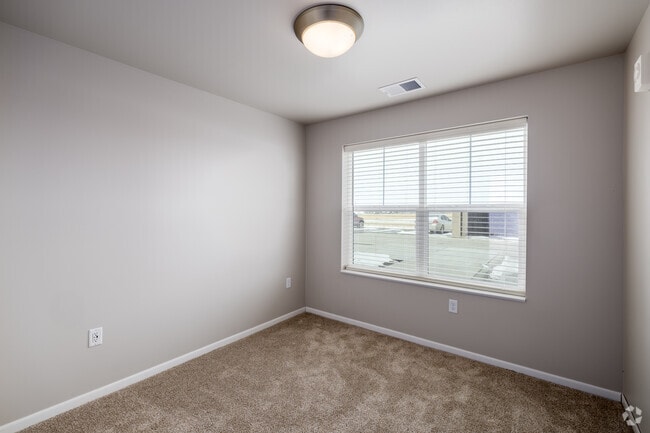 3BR, 2BA - 1,329SF - Bedroom