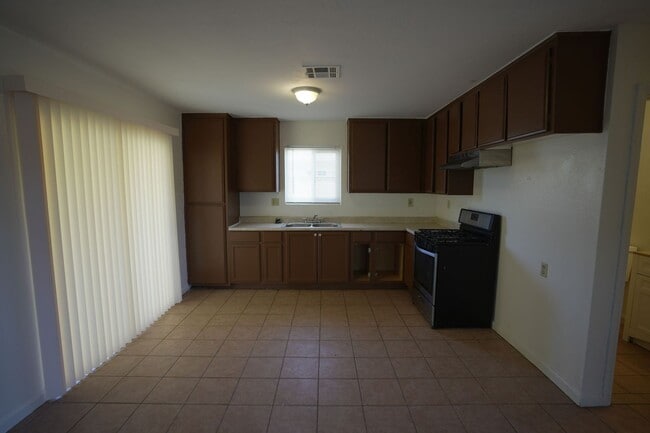Photo - 21355 Bear Valley Rd Unit B