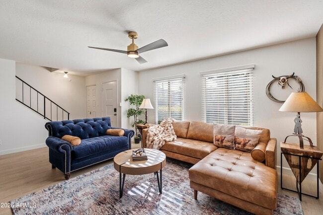8107 E Vista Dr