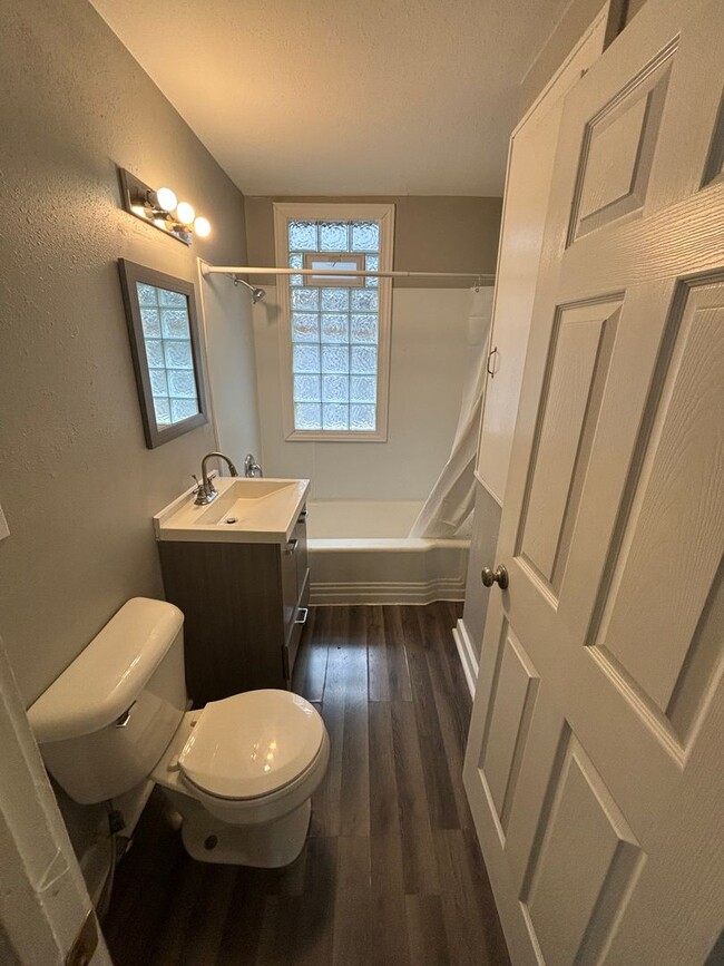 Photo - 2146 N 35th St Apartamento Unidad 2148A N 35th St