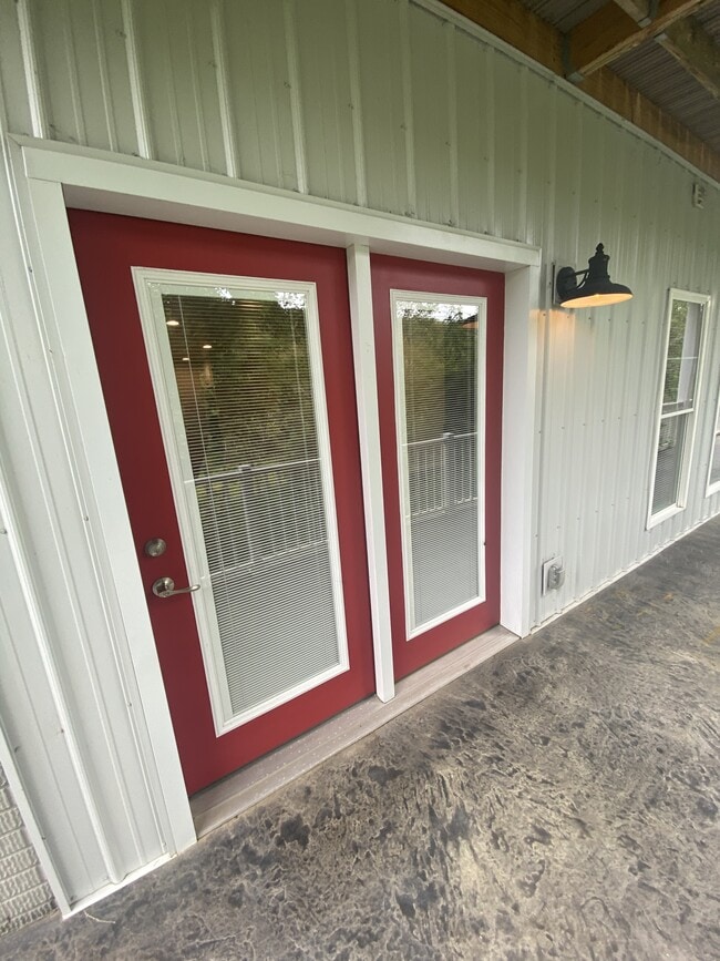65 Woods Edge Rd Unit 1