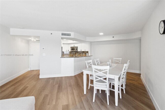 Photo - 6767 Collins Ave Unit 909