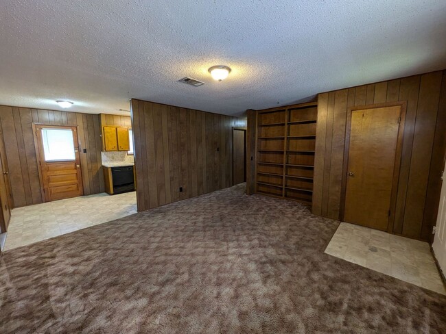 Photo - 2947 Ruby Dr