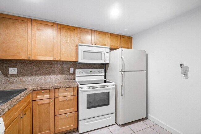 Photo - 450 NW 20th St Unidad 2080