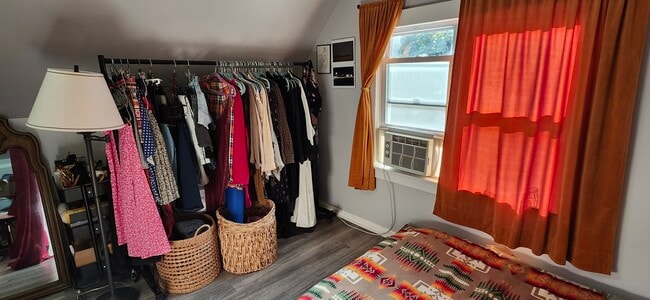 Photo - 4528 N Drake Ave Unidad 2 - Attic