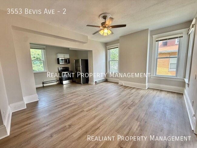 Building Photo - 3553 Bevis Ave Unit 2 Rental