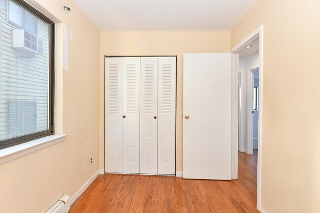 Photo - 1308 46th St Unit 1