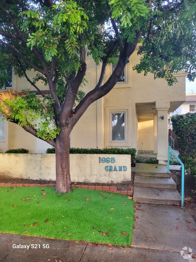 Building Photo - 1668 Grand Ave Rental