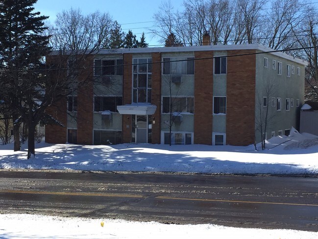 Photo - 1595 Rice Street