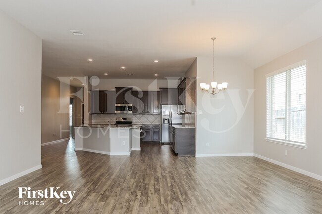 Photo - 14221 Rainier Peak Crossing