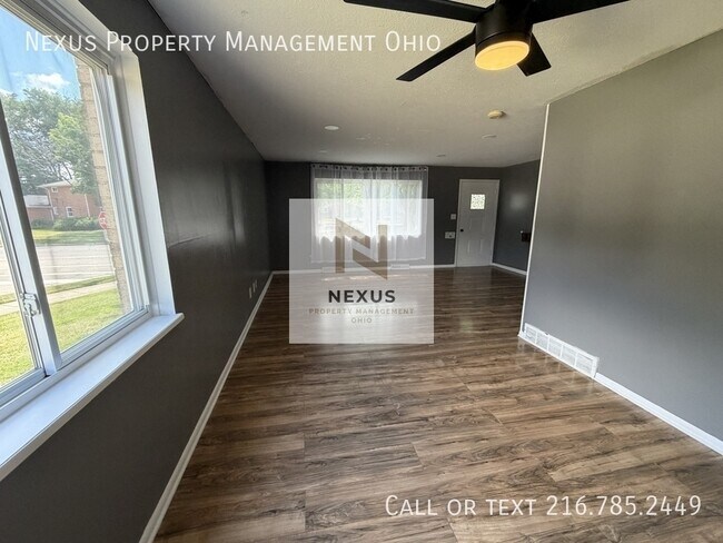 9406 Independence Blvd Unit RIGHT