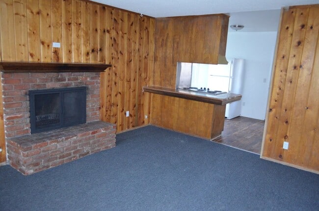 Photo - Charming 2-Bedroom Unit in Frazier Park