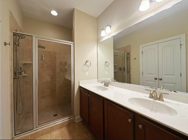 Photo - 803 Transom View Way