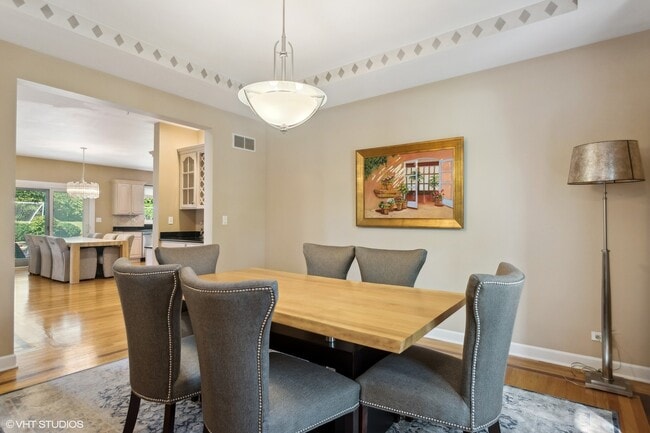 Photo - 8840 Royal Dr