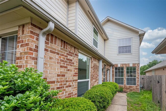 Photo - 21706 Spring Vine Ln