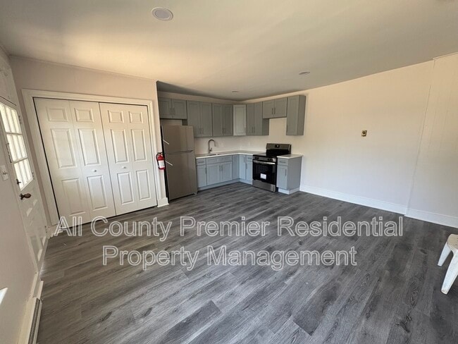 Photo - 26 John Ringo Rd Unit 2A